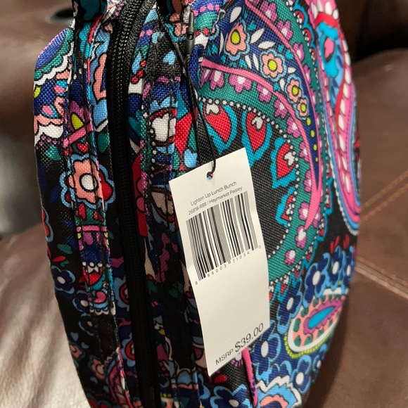 Vera Bradley lighten up lunch bunch - Picture 2 of 4